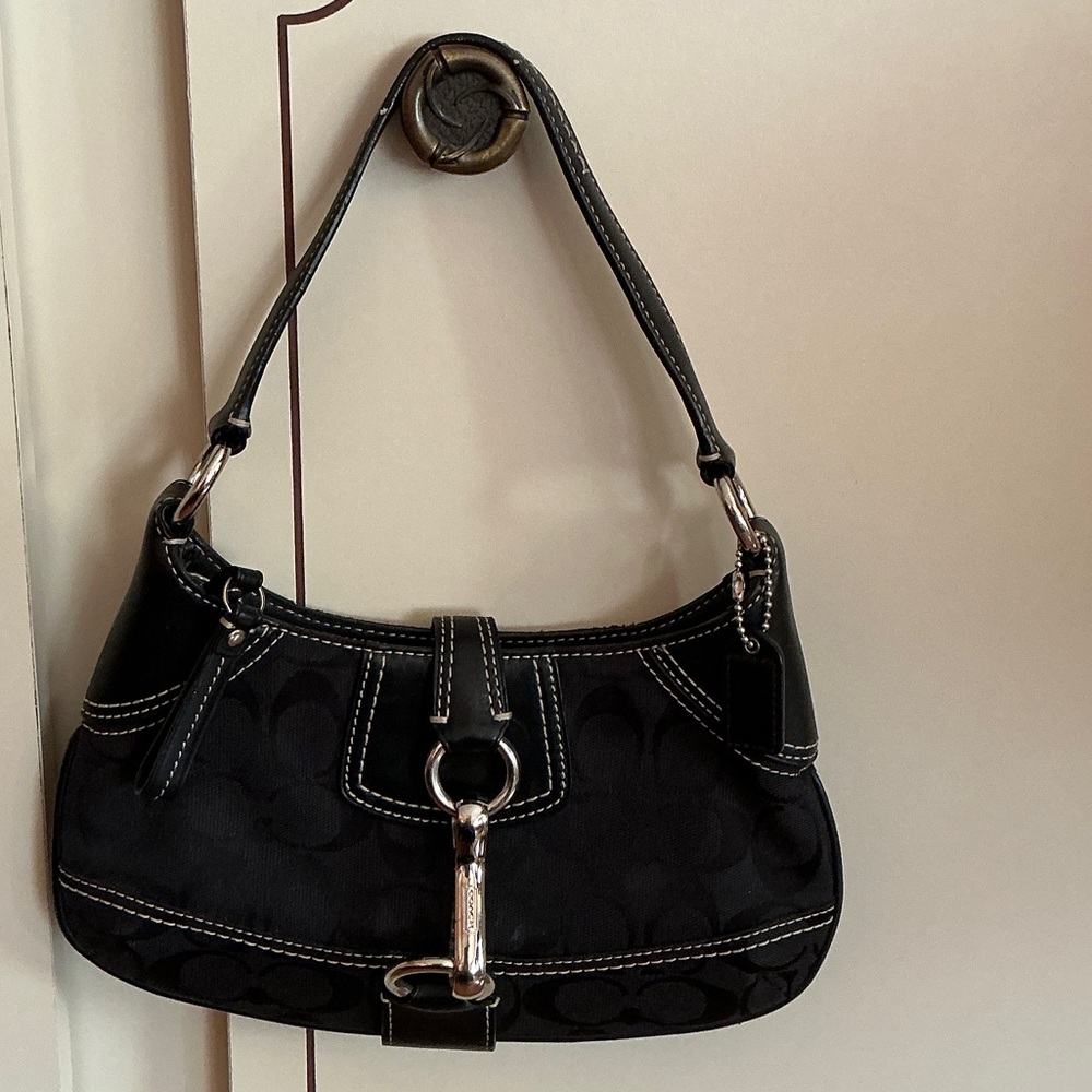 Chic Black Designer Shoulder Bag